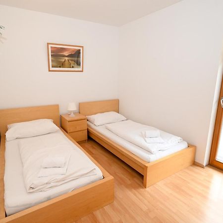 Appartementhaus Zell City By All In One Apartments Цел ам Зее Екстериор снимка
