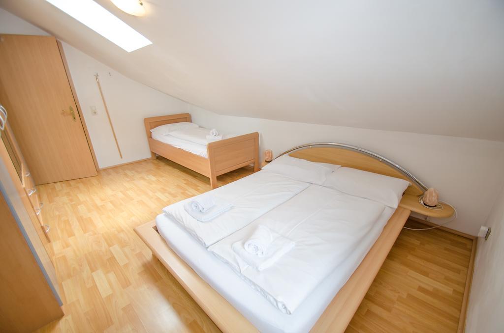 Appartementhaus Zell City By All In One Apartments Цел ам Зее Екстериор снимка
