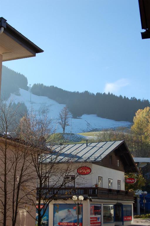 Appartementhaus Zell City By All In One Apartments Цел ам Зее Екстериор снимка